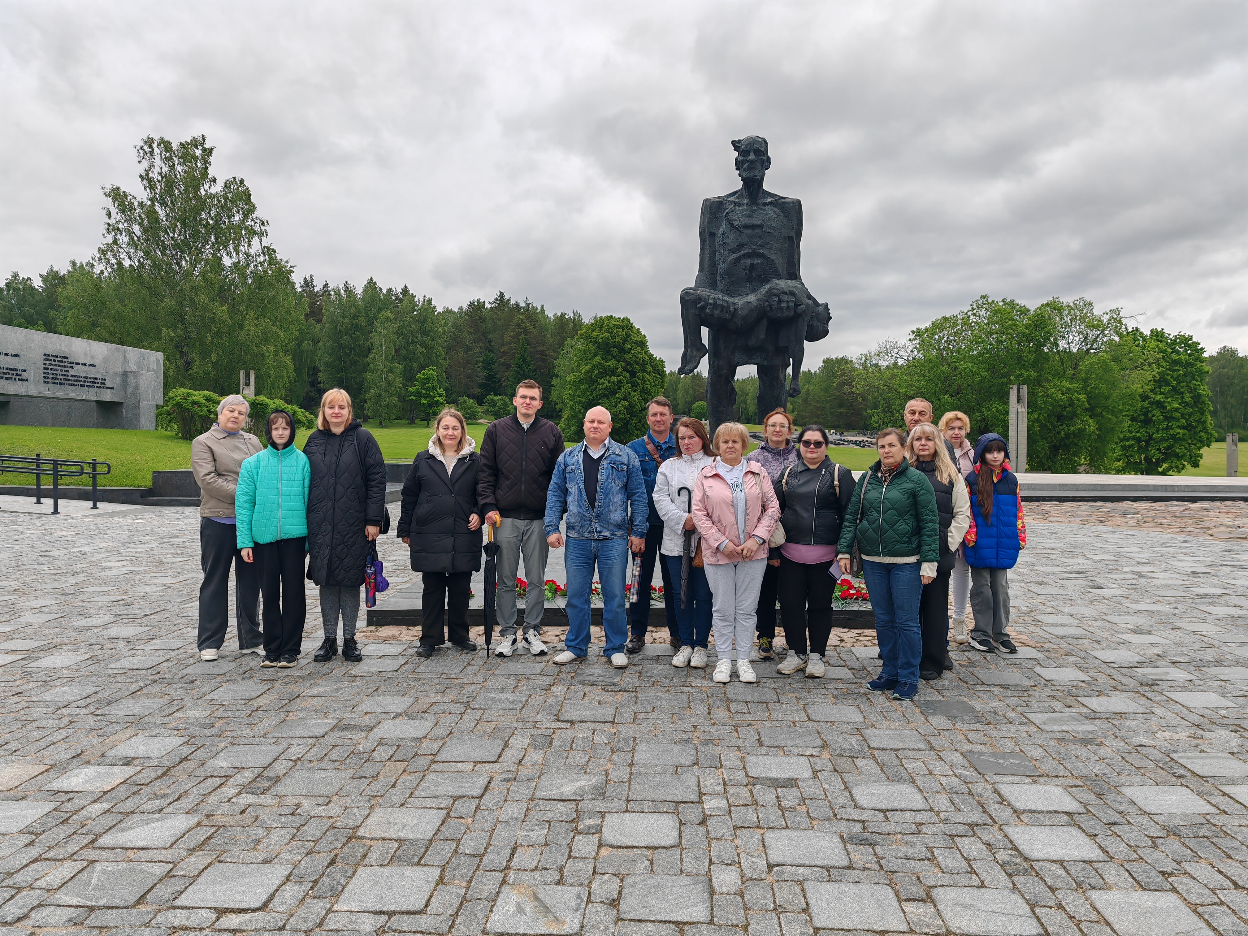 Экскурсия в Мемориальный комплекс "Хатынь"